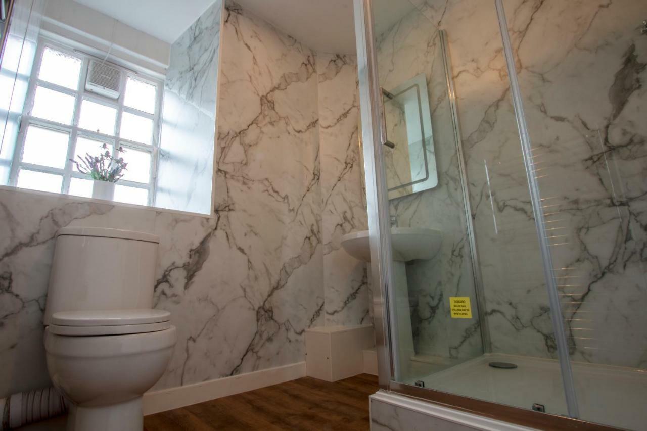 Cadell House Apt - Royal Mile エディンバラ エクステリア 写真